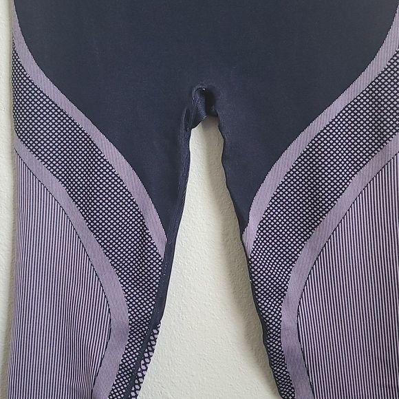 FABLETIC WOMAN'S LEGGINGS - Picture 2 of 9